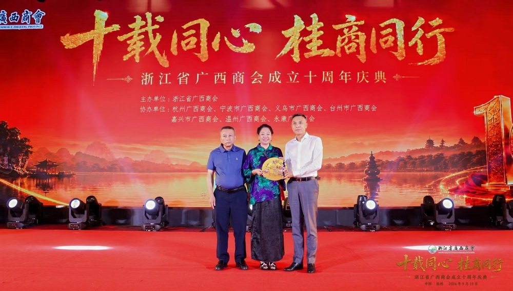 2FF65CC1D9FA83F1B761CAA44D98F8F7.jpg